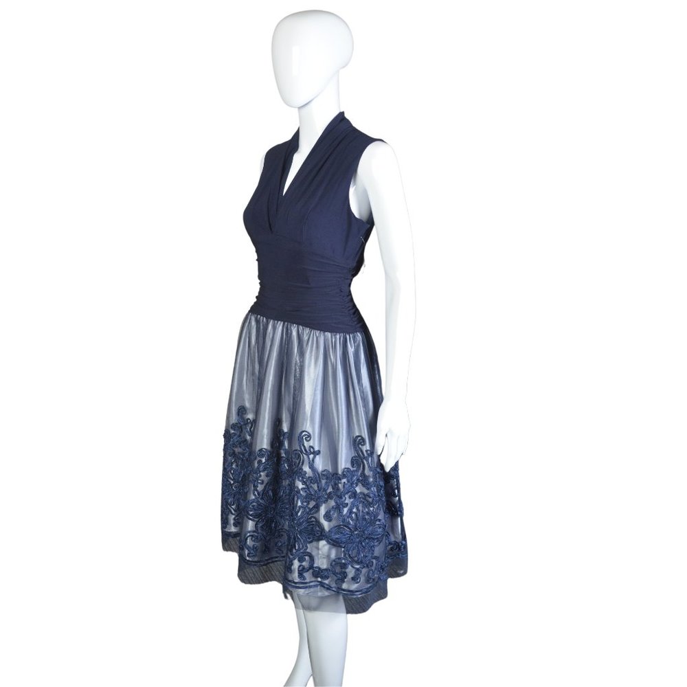Elegant Navy Blue Sleeveless Dress - Picture 5 of 7